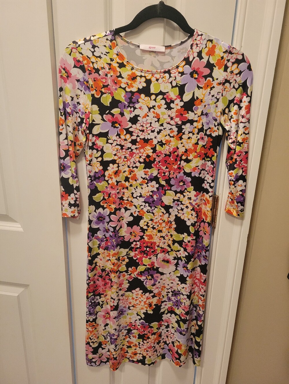 Leggiadro Floral Stretch Midi Dress - Multicolor